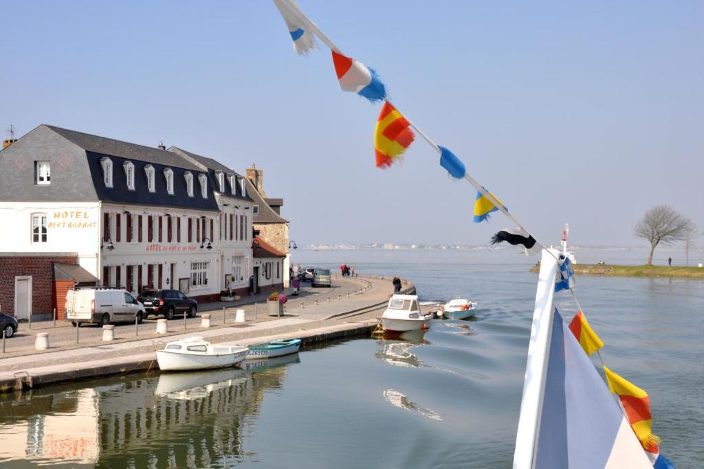 סן-ואלרי-סור-סום Hotel Du Port Et Des Bains מראה חיצוני תמונה