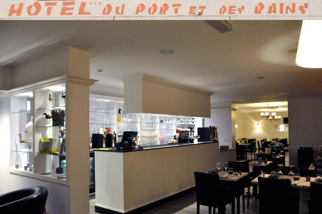 סן-ואלרי-סור-סום Hotel Du Port Et Des Bains מראה חיצוני תמונה