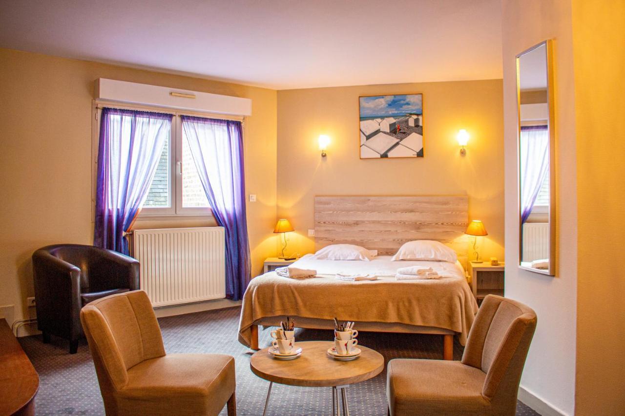 סן-ואלרי-סור-סום Hotel Du Port Et Des Bains מראה חיצוני תמונה