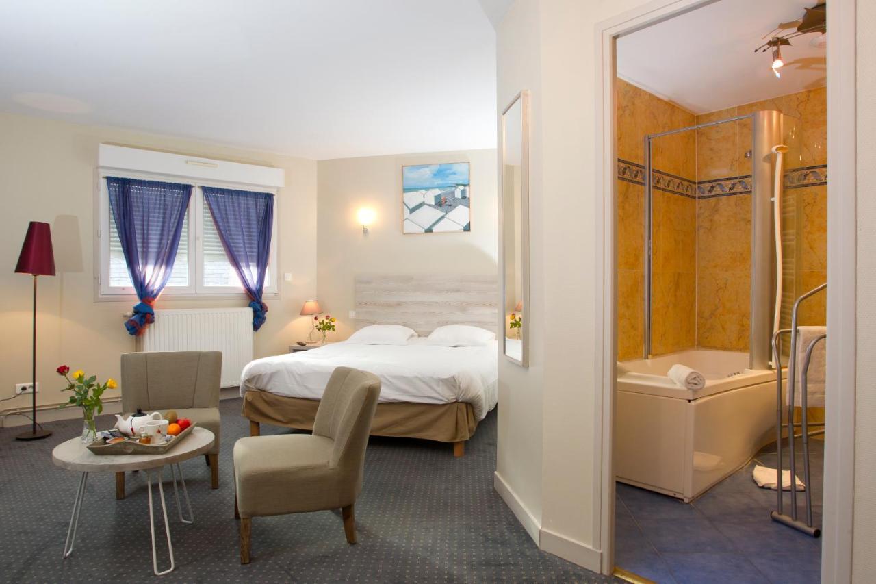 סן-ואלרי-סור-סום Hotel Du Port Et Des Bains מראה חיצוני תמונה